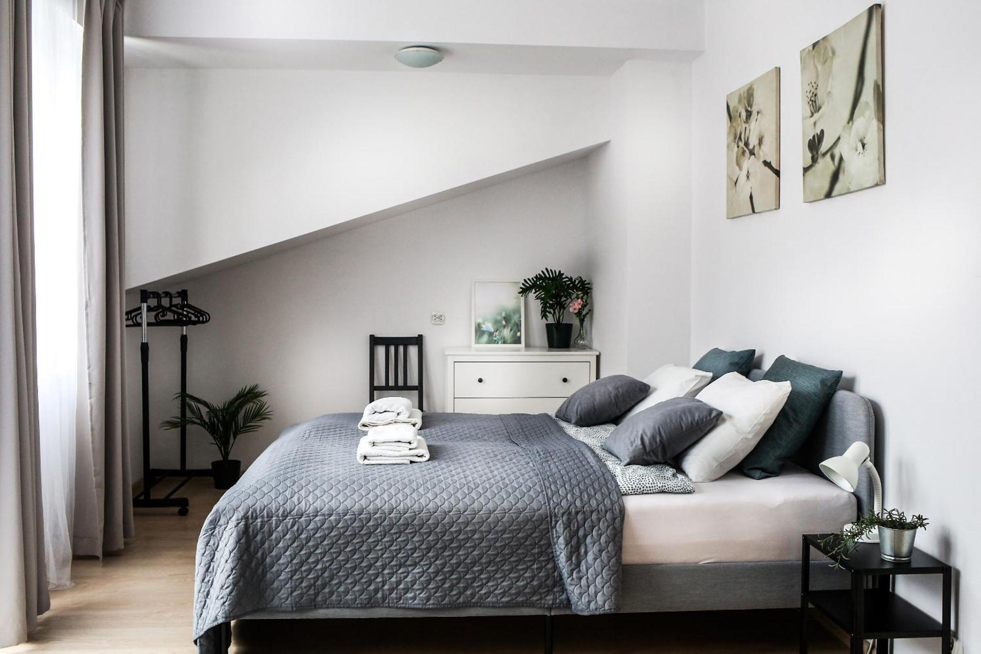 קרקוב Fully-Furnished Apartment With Air Conditioning For Families, Cracow Old Town מראה חיצוני תמונה