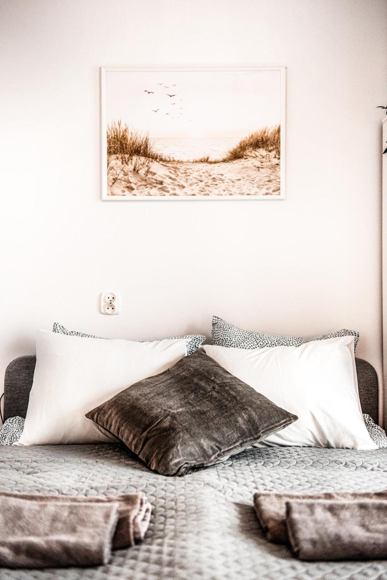 קרקוב Fully-Furnished Apartment With Air Conditioning For Families, Cracow Old Town מראה חיצוני תמונה