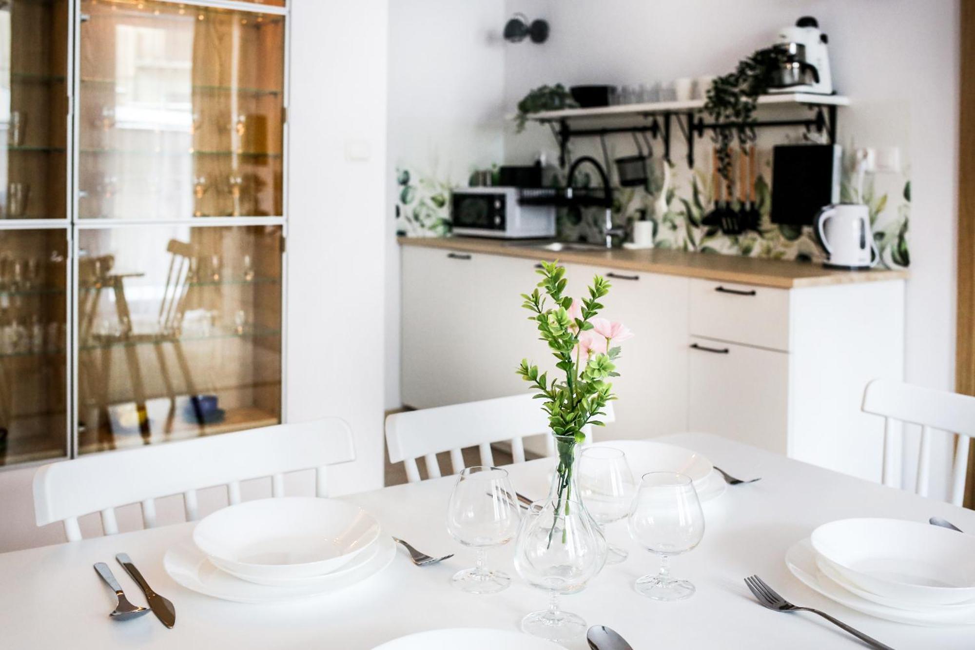 קרקוב Fully-Furnished Apartment With Air Conditioning For Families, Cracow Old Town מראה חיצוני תמונה