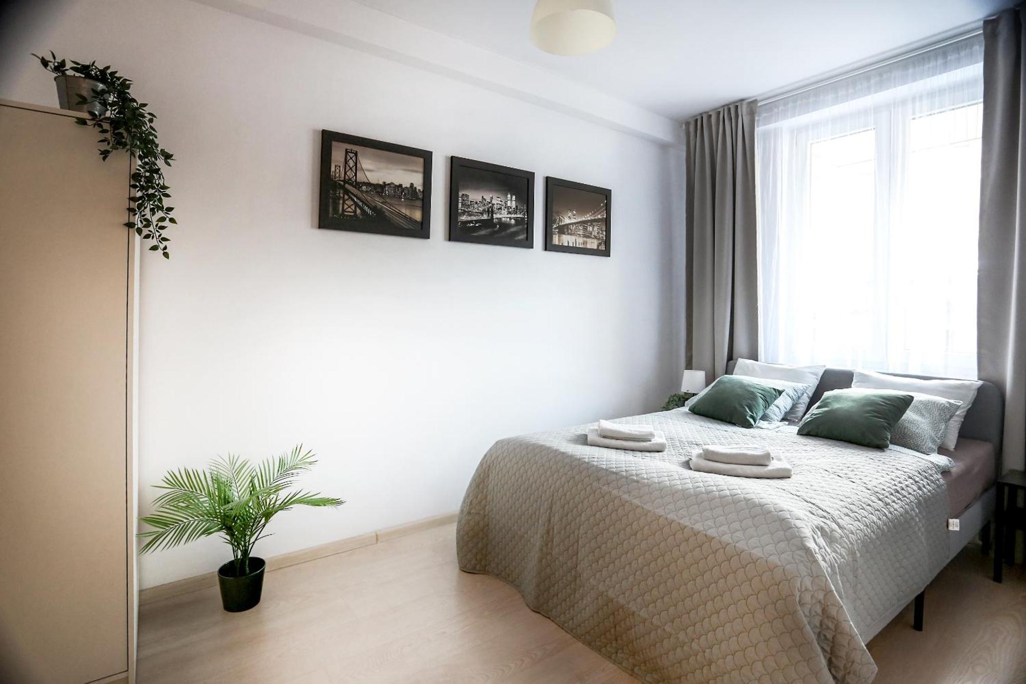 קרקוב Fully-Furnished Apartment With Air Conditioning For Families, Cracow Old Town מראה חיצוני תמונה