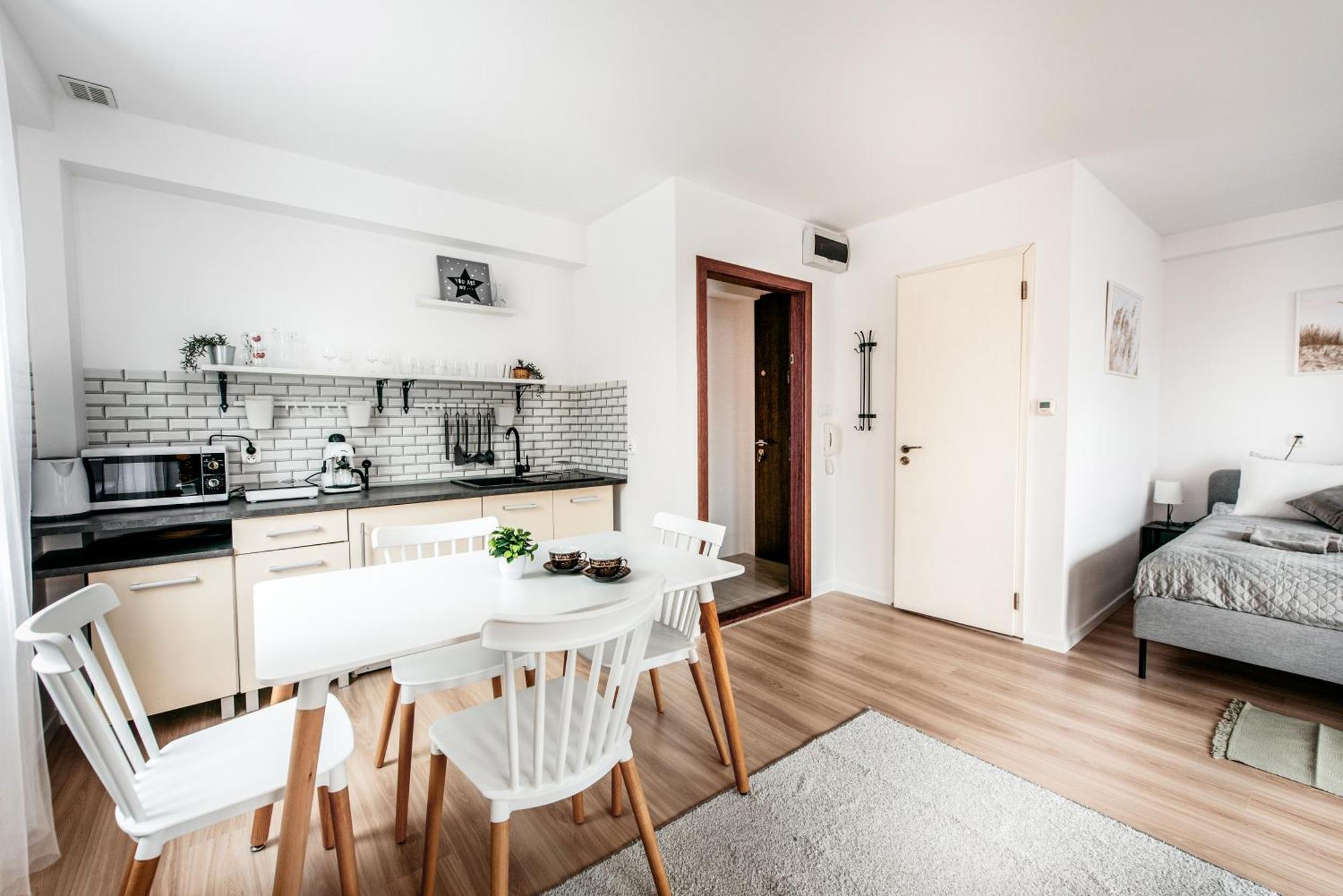קרקוב Fully-Furnished Apartment With Air Conditioning For Families, Cracow Old Town מראה חיצוני תמונה