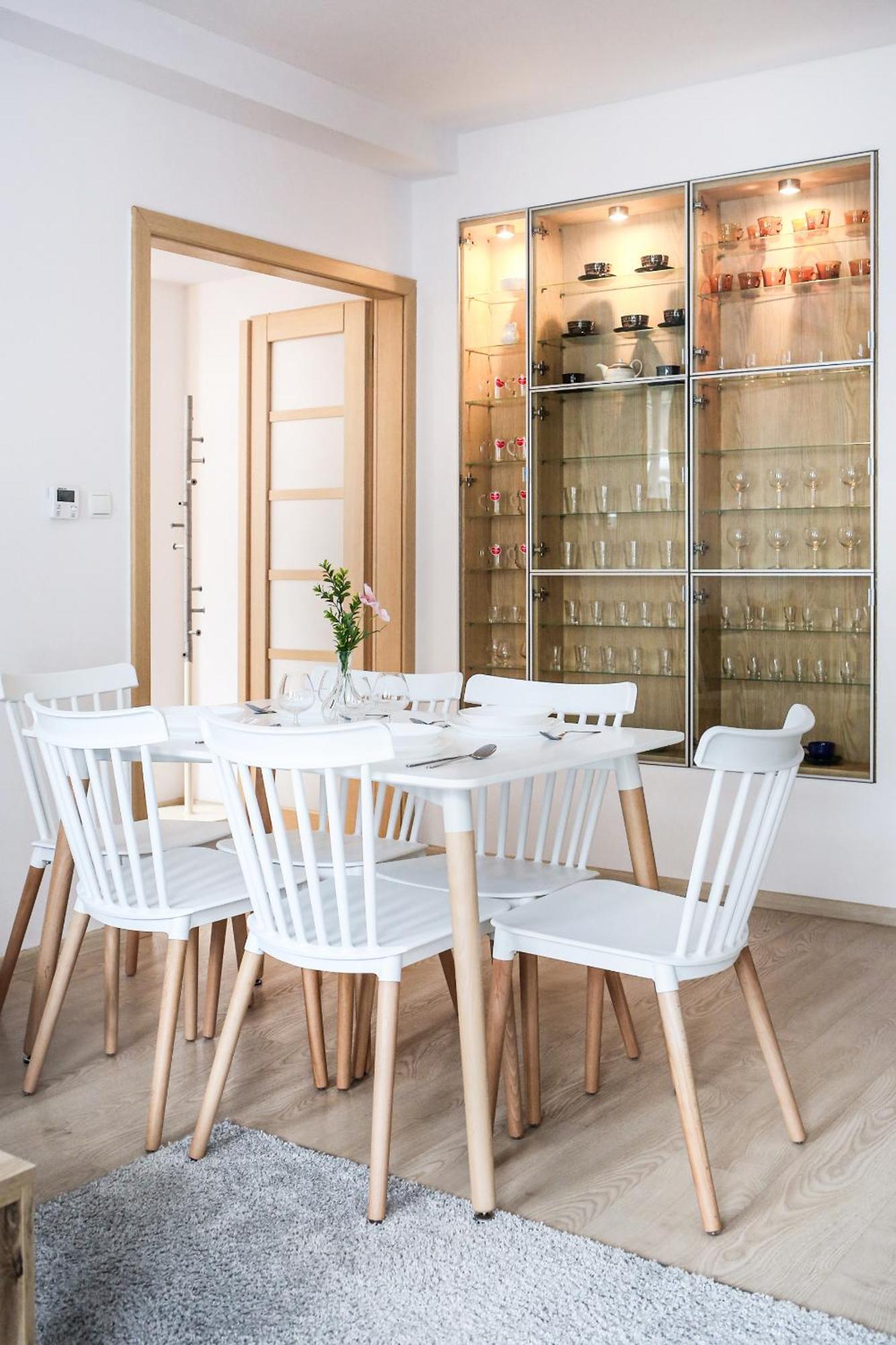 קרקוב Fully-Furnished Apartment With Air Conditioning For Families, Cracow Old Town מראה חיצוני תמונה