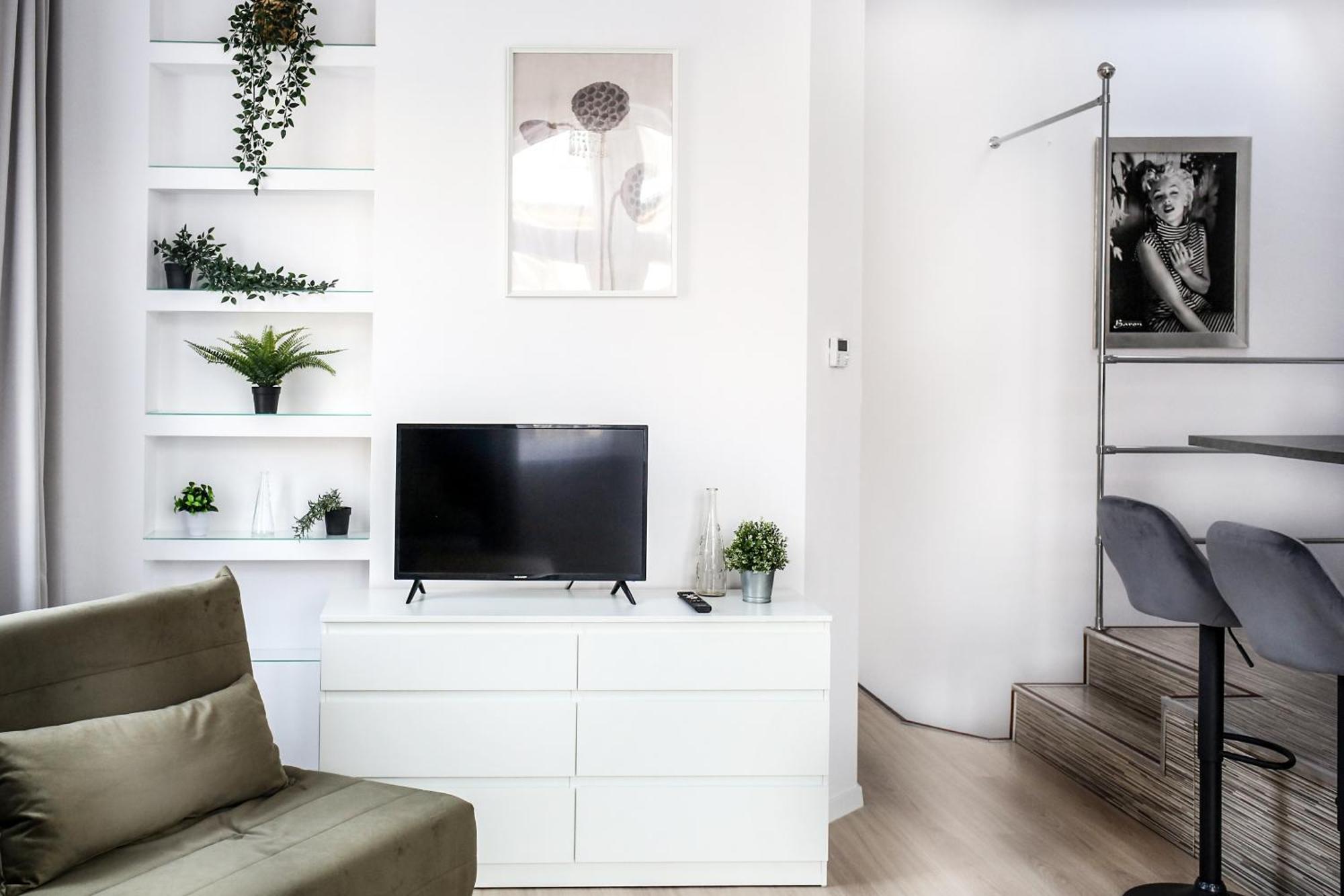 קרקוב Fully-Furnished Apartment With Air Conditioning For Families, Cracow Old Town מראה חיצוני תמונה