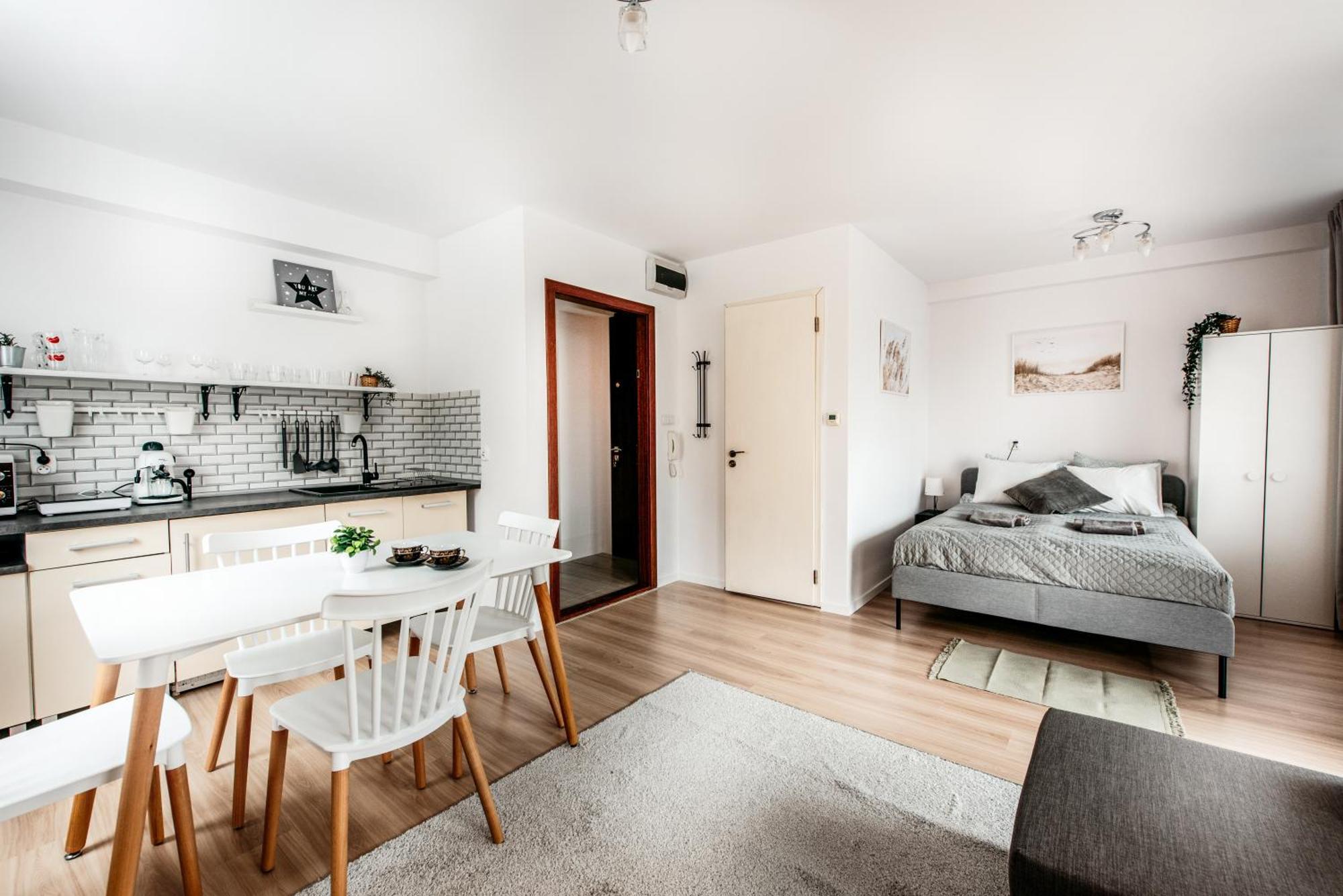 קרקוב Fully-Furnished Apartment With Air Conditioning For Families, Cracow Old Town מראה חיצוני תמונה