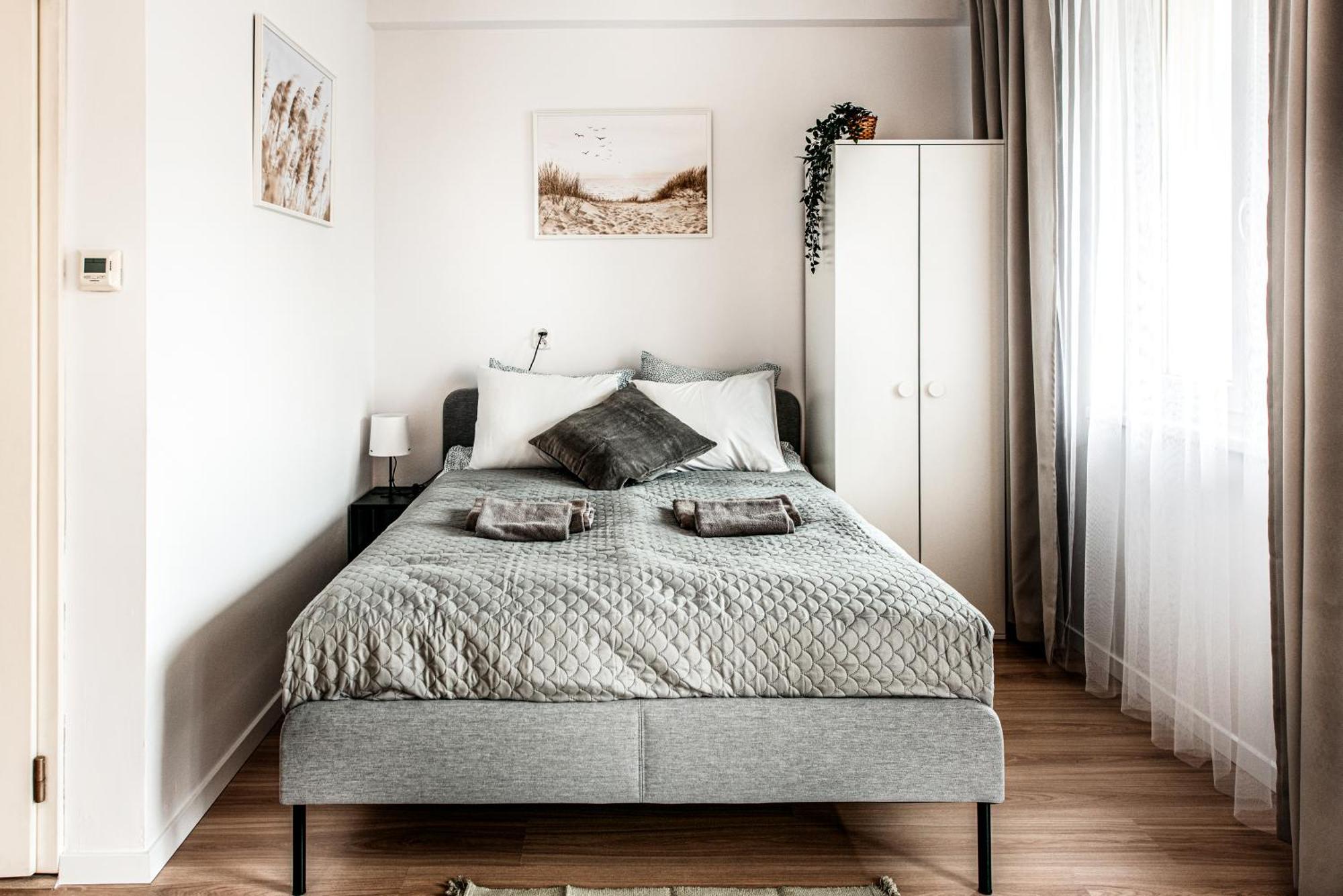 קרקוב Fully-Furnished Apartment With Air Conditioning For Families, Cracow Old Town מראה חיצוני תמונה