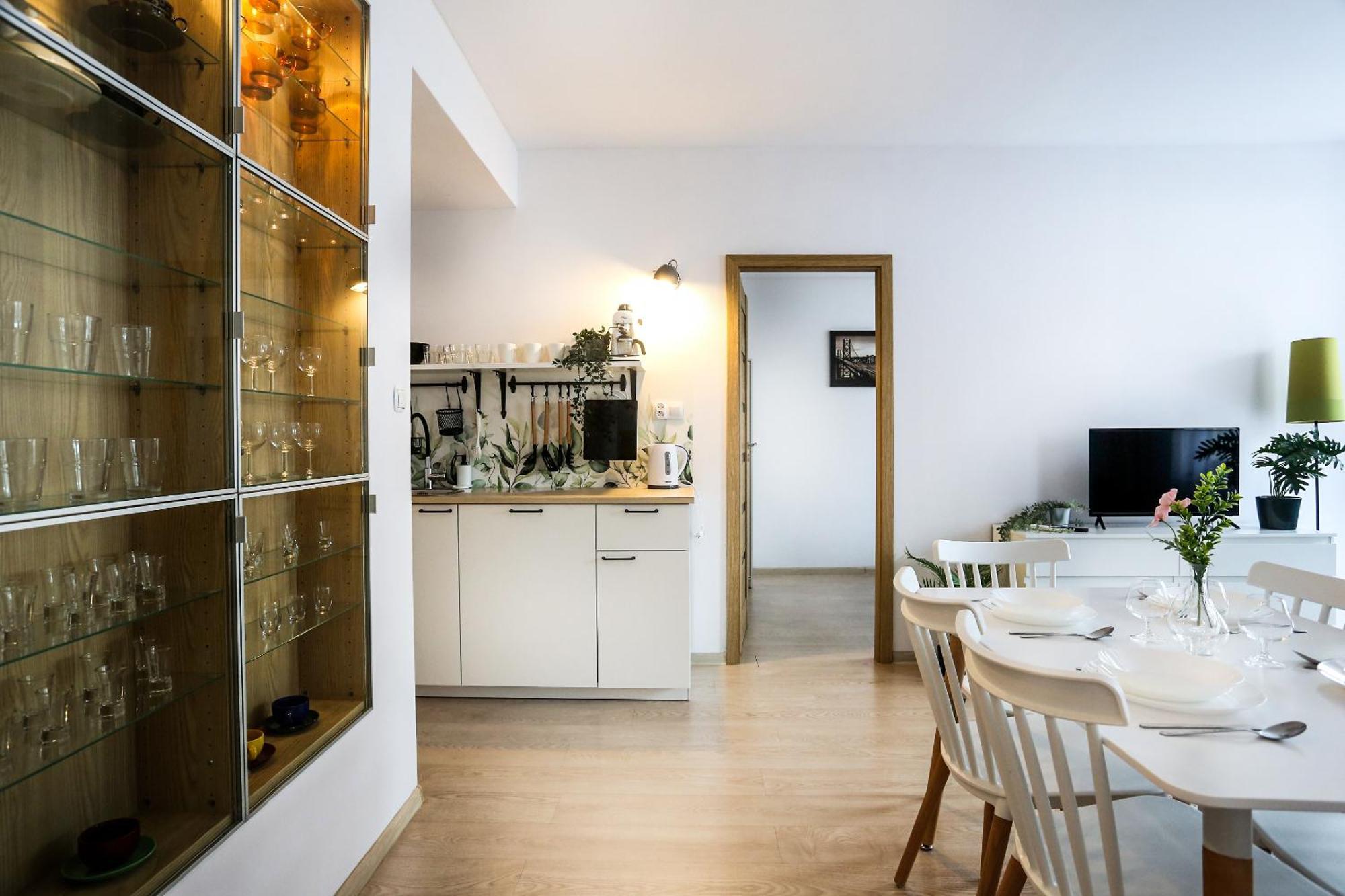 קרקוב Fully-Furnished Apartment With Air Conditioning For Families, Cracow Old Town מראה חיצוני תמונה