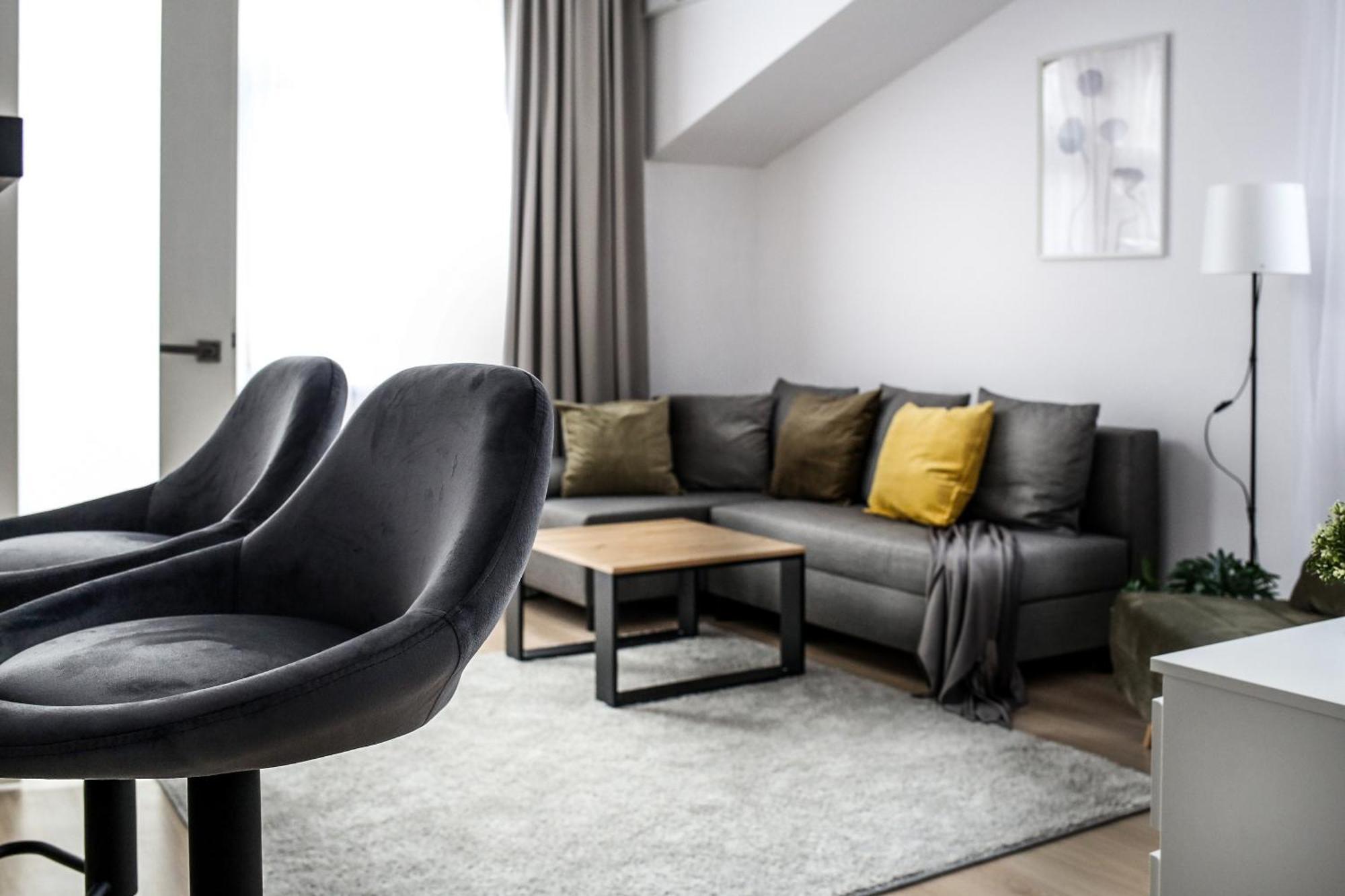 קרקוב Fully-Furnished Apartment With Air Conditioning For Families, Cracow Old Town מראה חיצוני תמונה