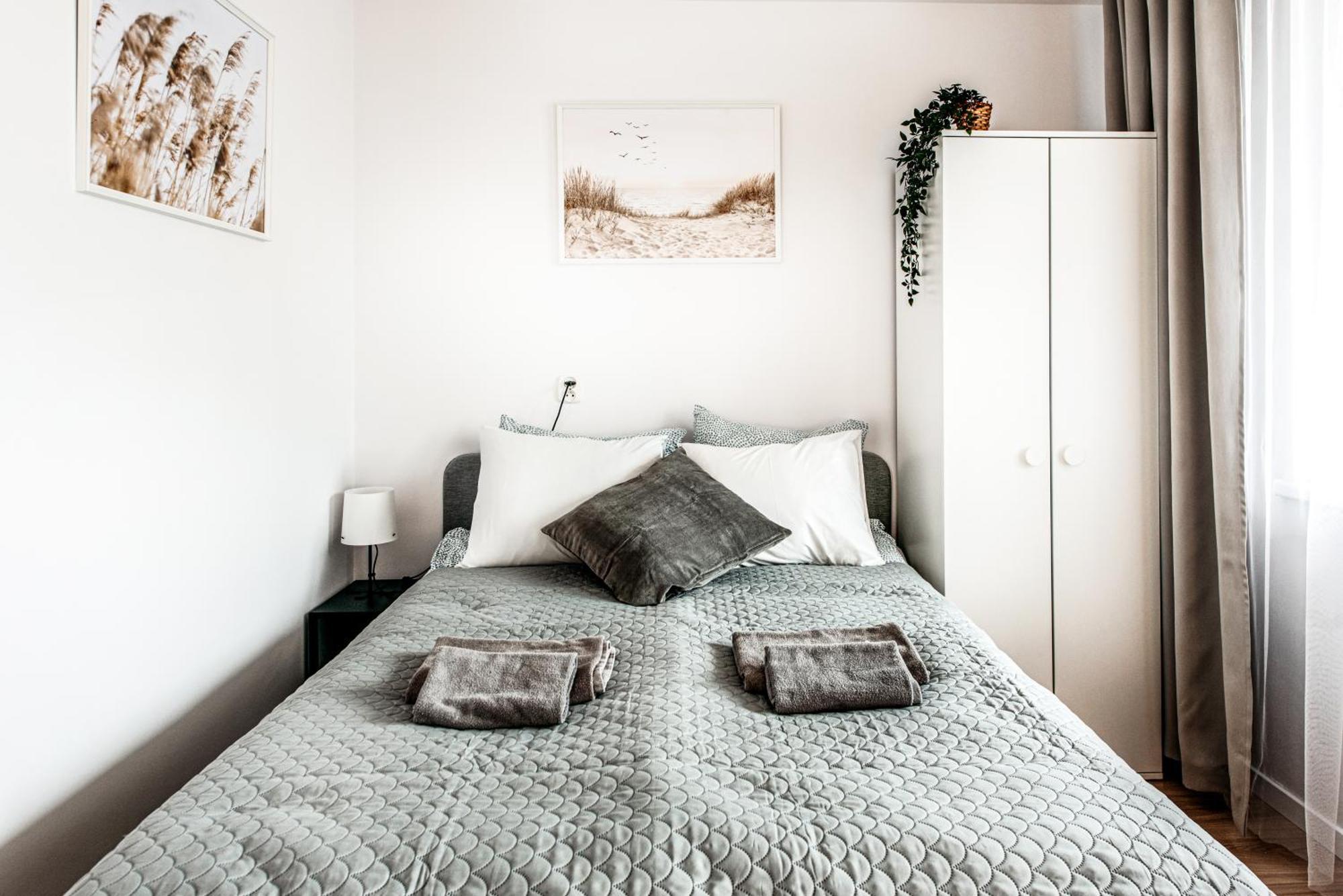 קרקוב Fully-Furnished Apartment With Air Conditioning For Families, Cracow Old Town מראה חיצוני תמונה